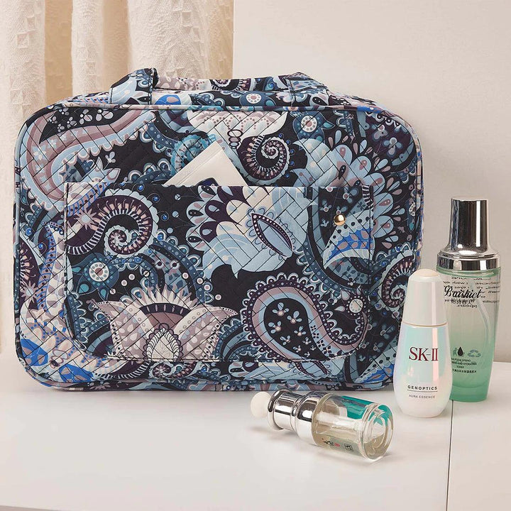 Function Meets Fashion: How Designers Are Reinventing Travel Toiletry Bags For Women - BAGSMART