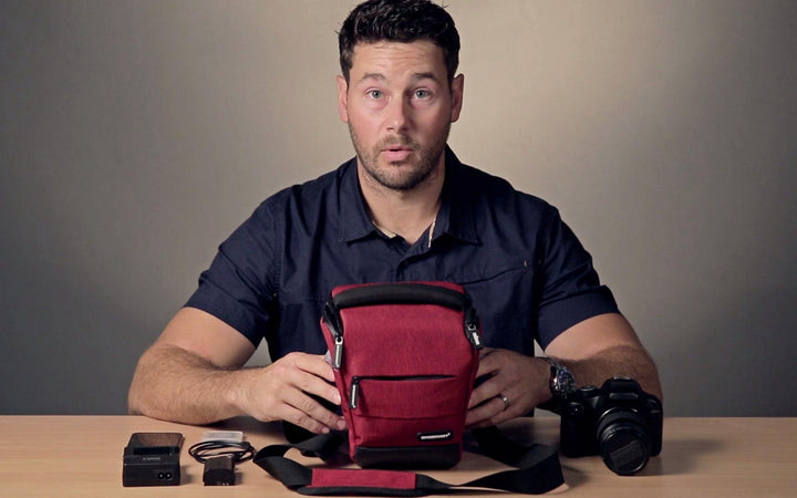 YouTube Video of BAGSMART Digital SLR / DSLR Compact Camera Bag - BAGSMART