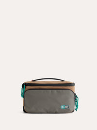 BAGSMART Blast 4.5L Hanging Travel Toiletry Bag, Pecan Brown