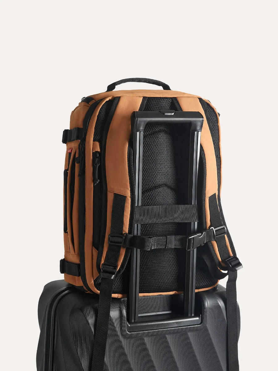 Blast 38L Mesh Travel Backpack BAGSMART