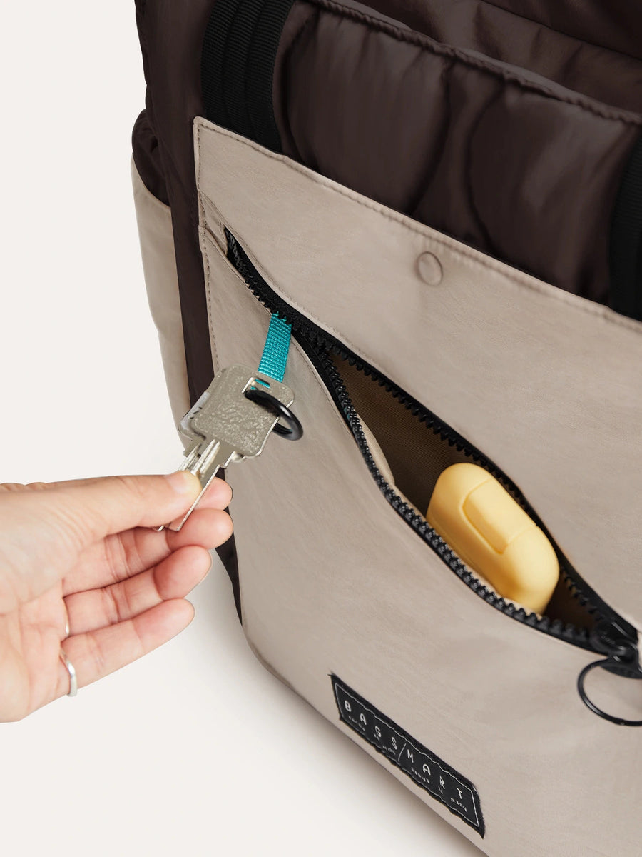 Paz 23L Tote BAGSMART