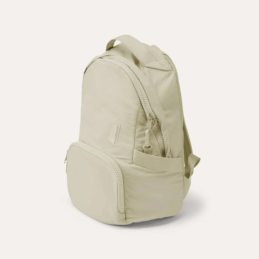 Zoraesque 14L Featherlight 13.3 Inch Backpack - BAGSMART