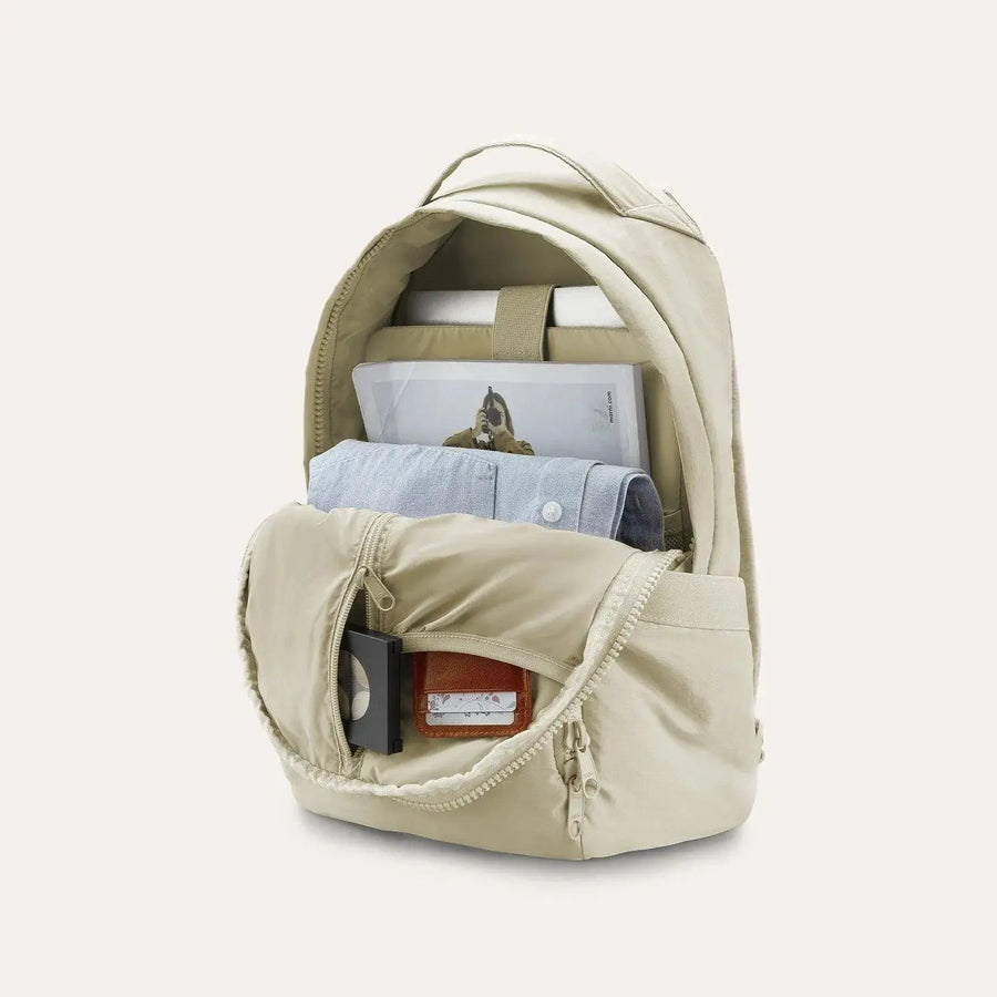Zoraesque 14L Featherlight 13.3 Inch Backpack - BAGSMART