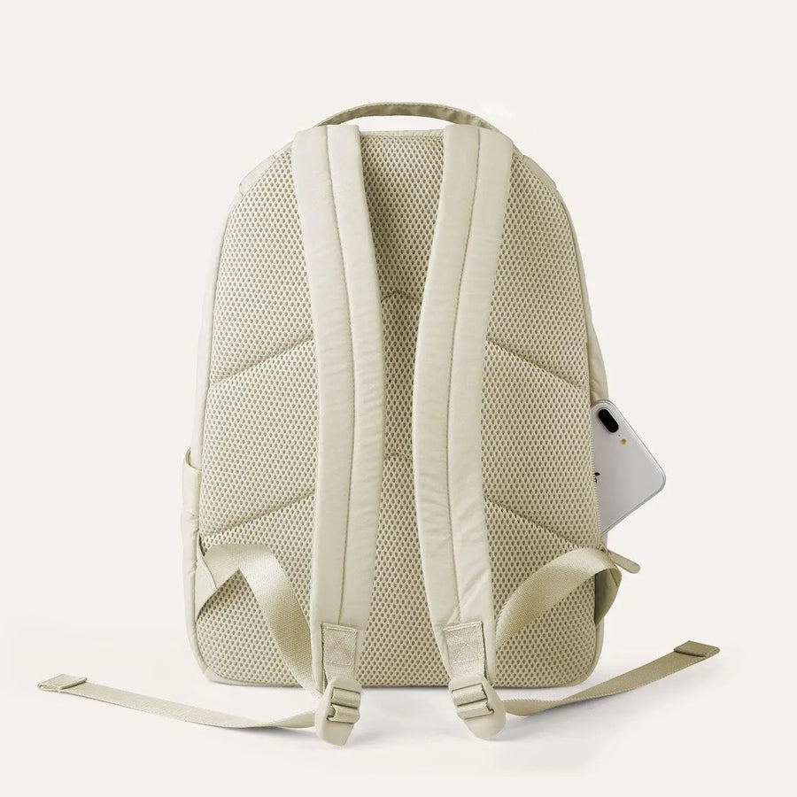 Zoraesque 14L Featherlight 13.3 Inch Backpack - BAGSMART