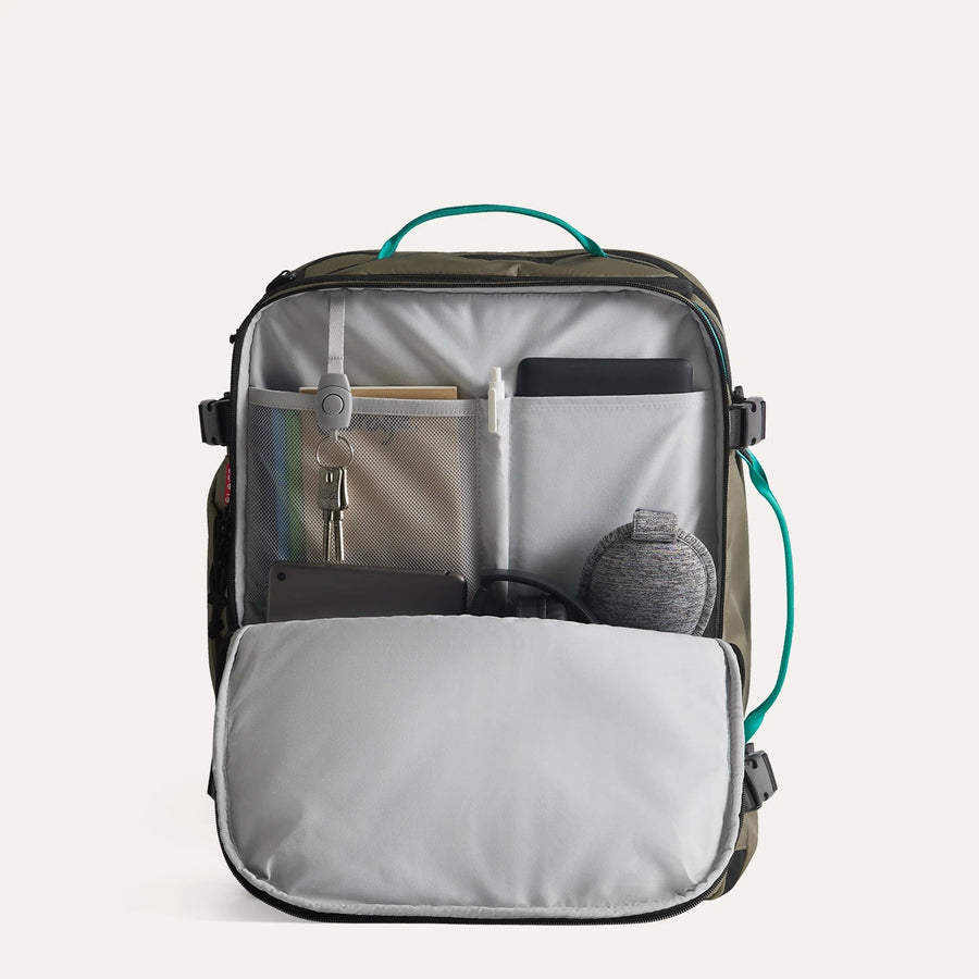 Blast Pro 40L Travel Backpack BAGSMART