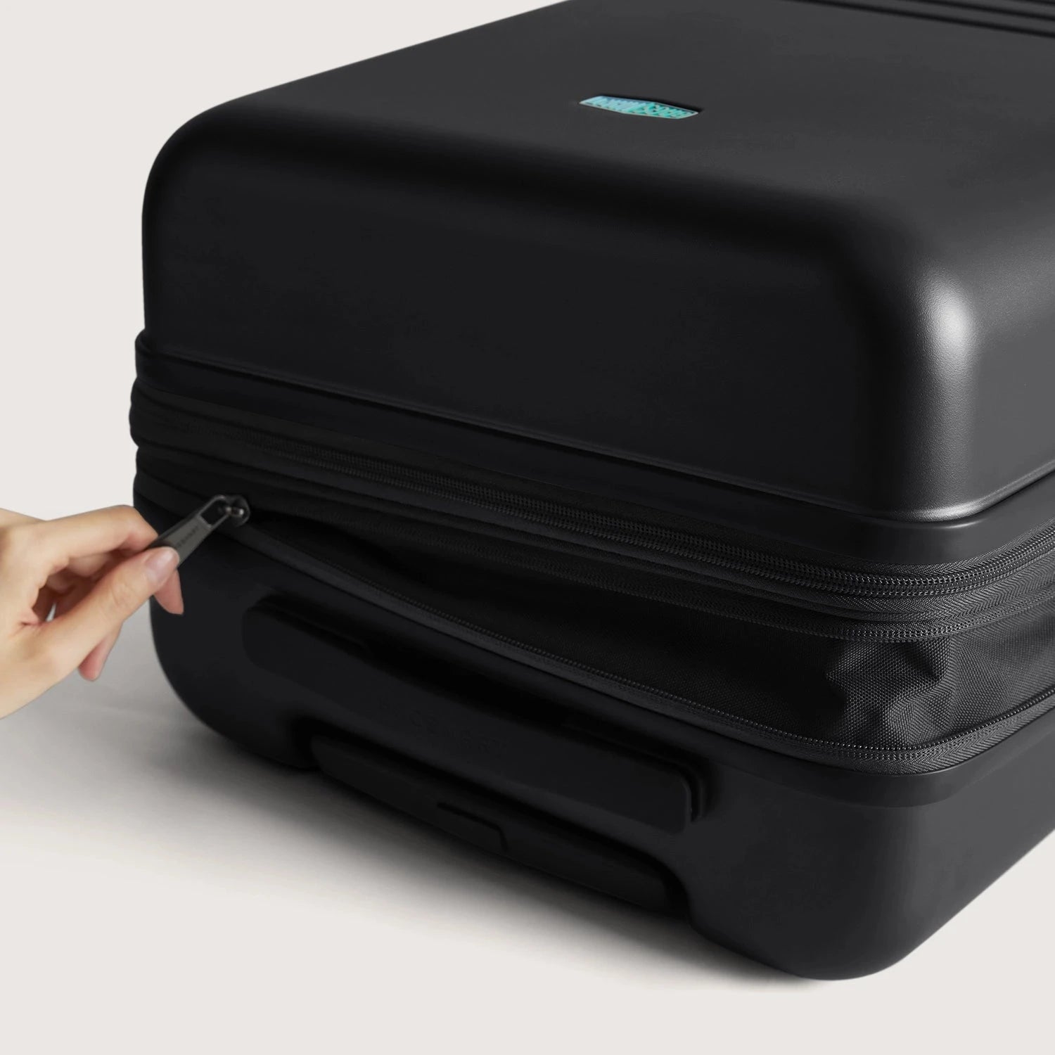 Getaway 20" Carry-On BAGSMART