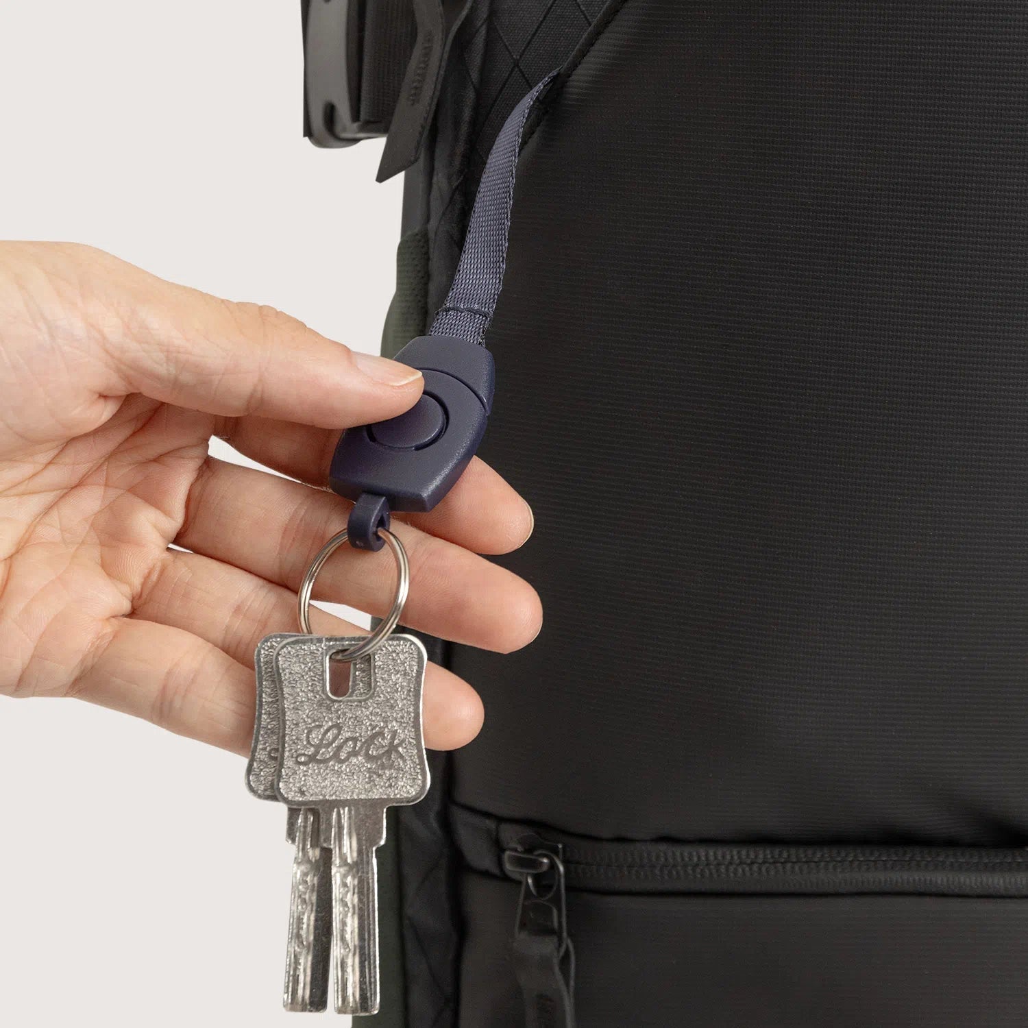 Dense 40L Travel Pack BAGSMART