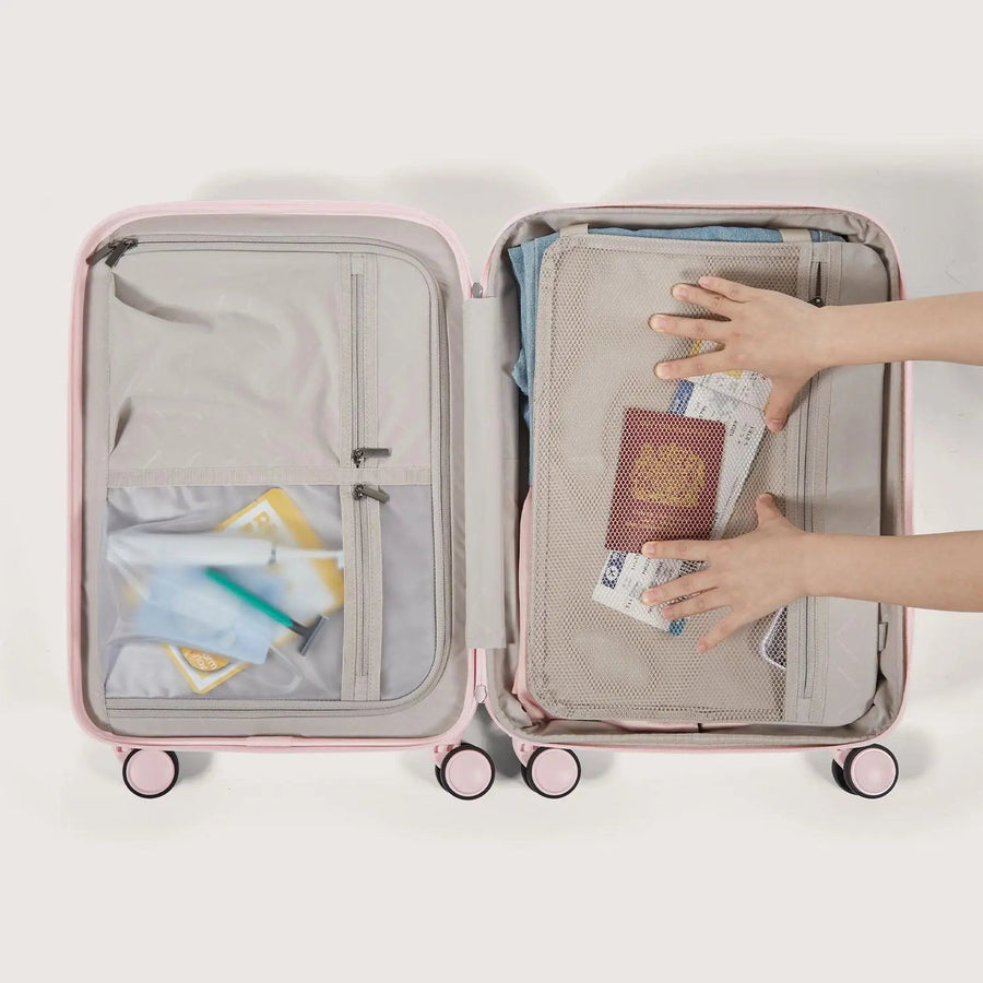 Roamer Expandable 20" Carry On Luggage - BAGSMART