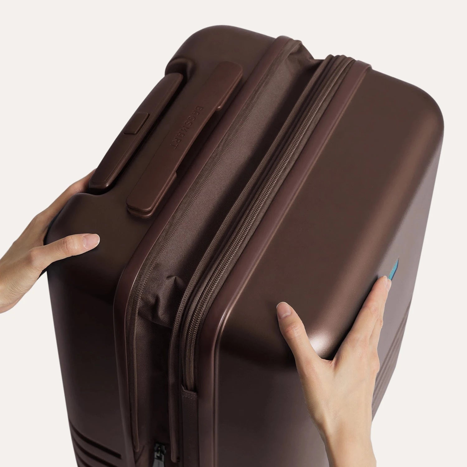 Getaway 20" Carry-On BAGSMART