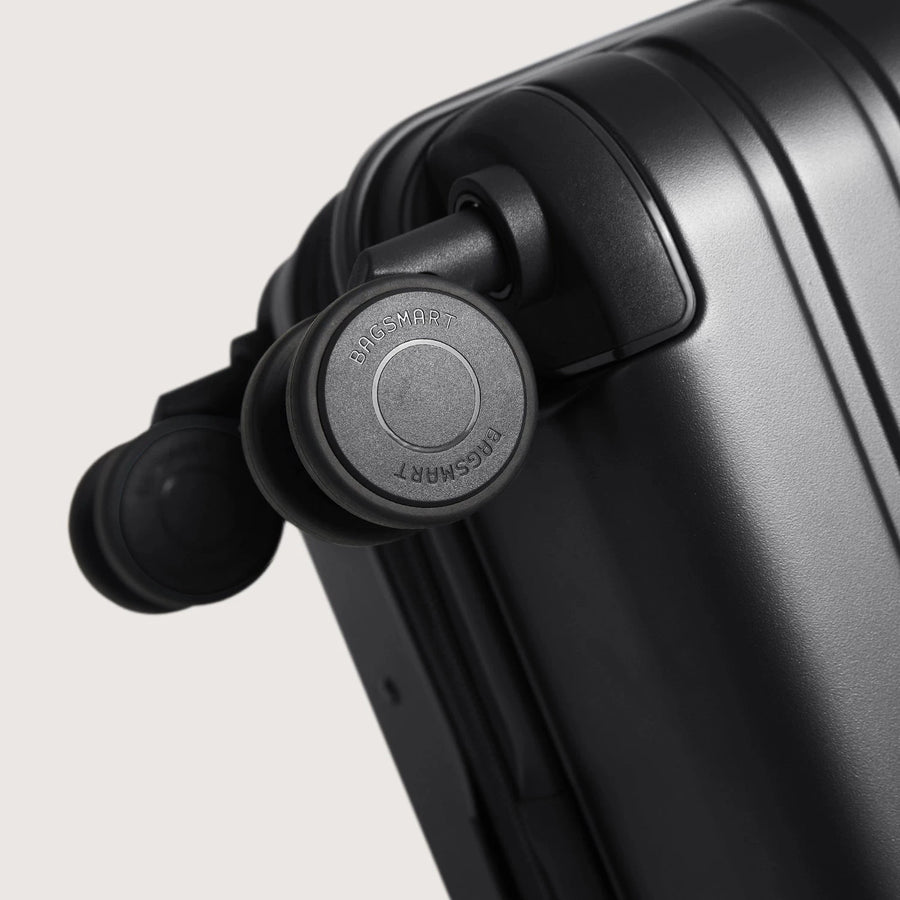 Getaway 20" Carry-On BAGSMART