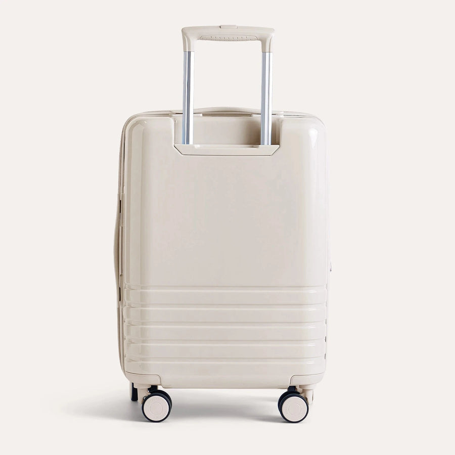Getaway 20" Carry-On BAGSMART