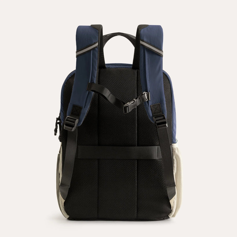Paz 28L Backpack BAGSMART