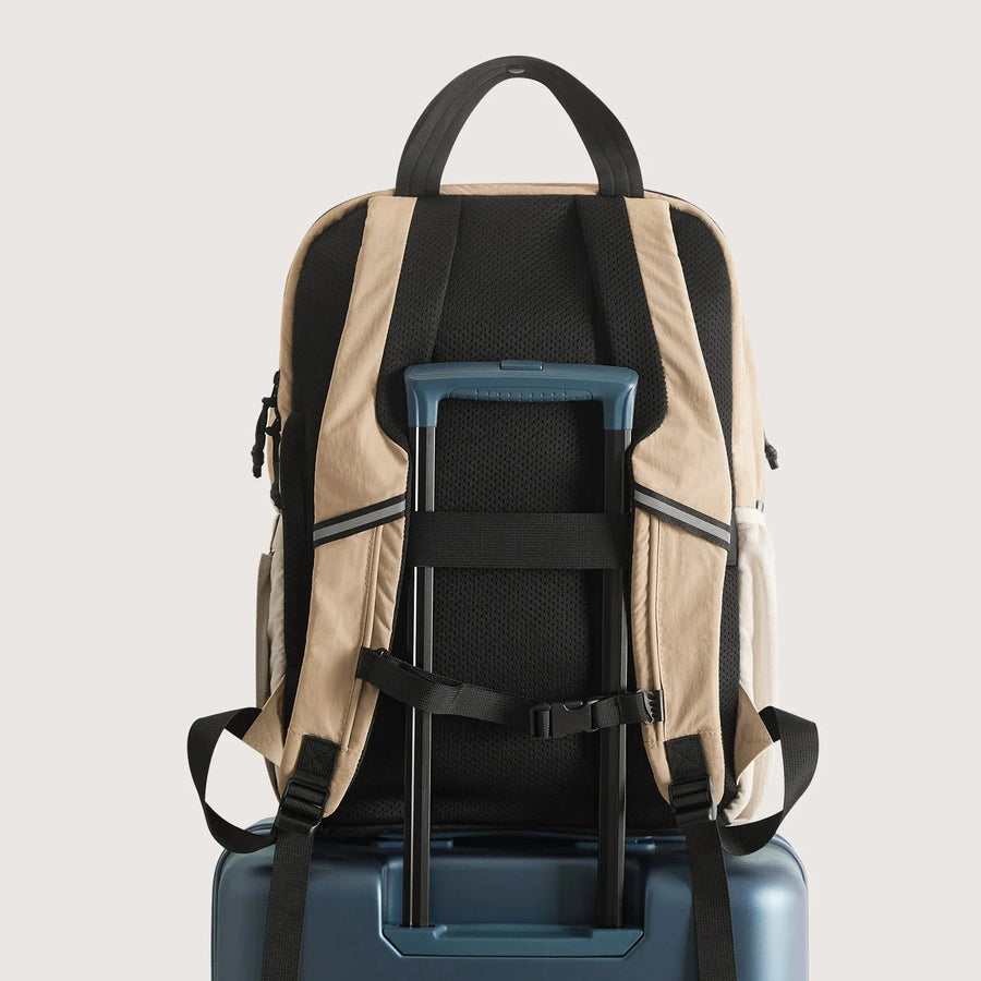 Paz 28L Backpack BAGSMART