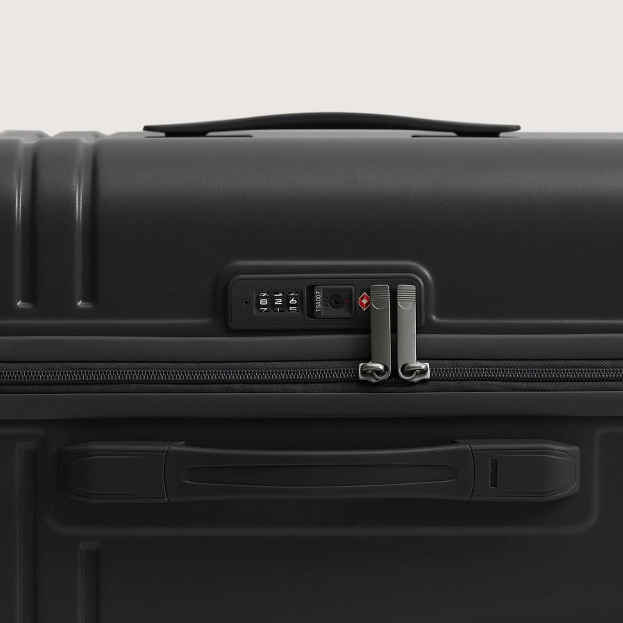 Getaway 30" Trunk BAGSMART