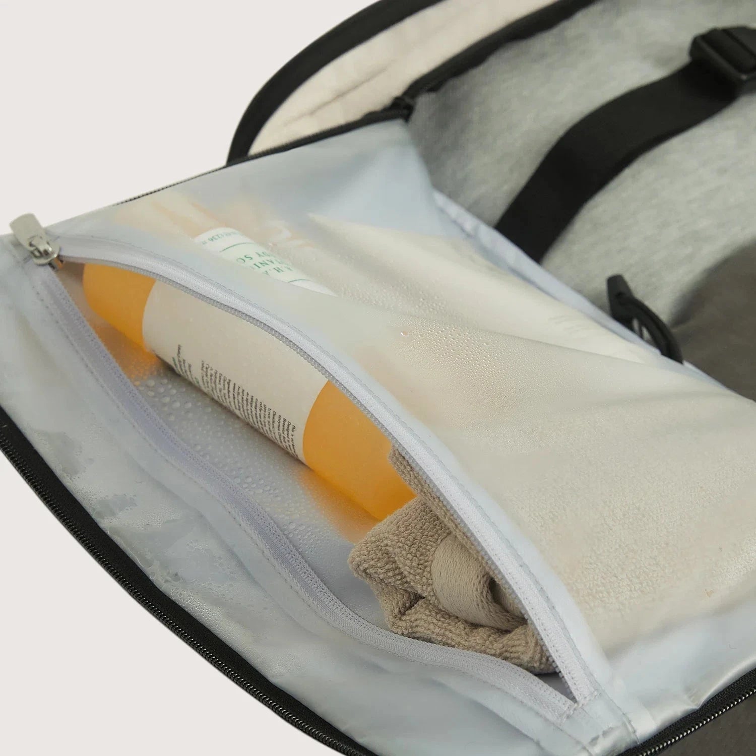 Blast Pro 38L Travel Backpack BAGSMART