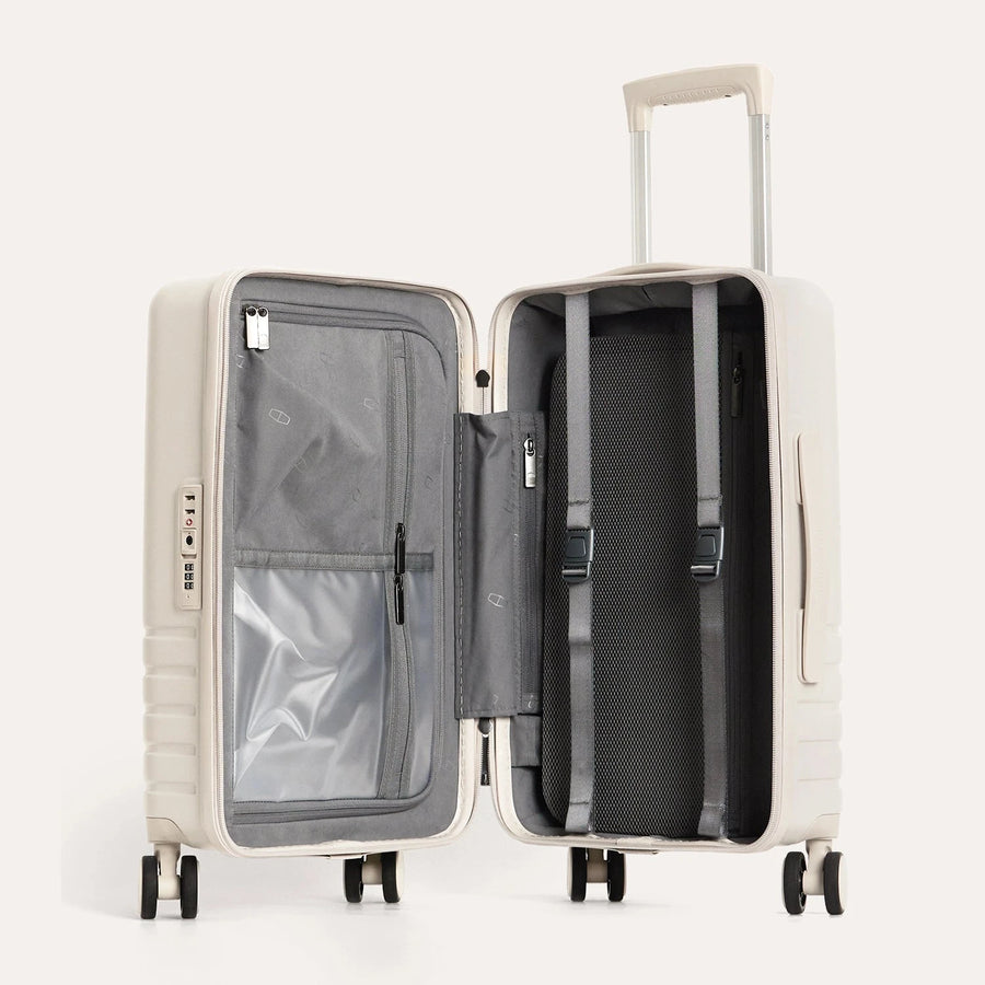 Getaway 19" Carry-On BAGSMART