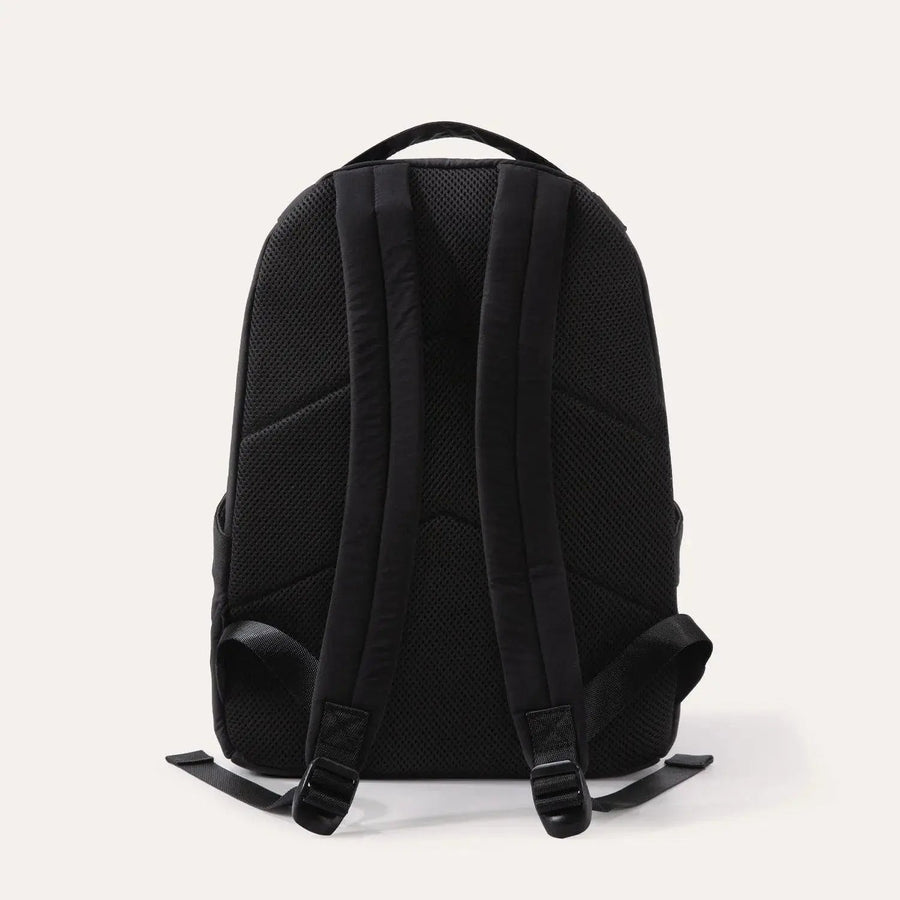 Zoraesque 14L Featherlight 13.3 Inch Backpack - BAGSMART