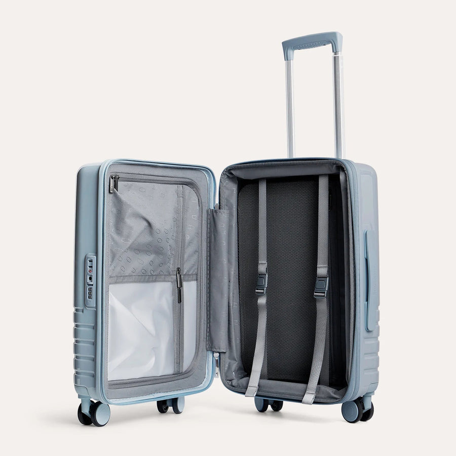 Getaway 20" Carry-On BAGSMART