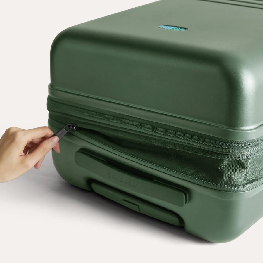 Getaway 20" Carry-On BAGSMART
