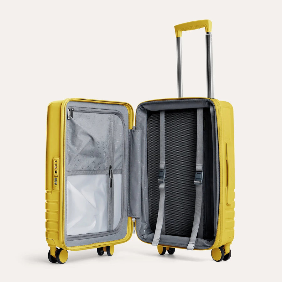 Getaway 20" Carry-On BAGSMART